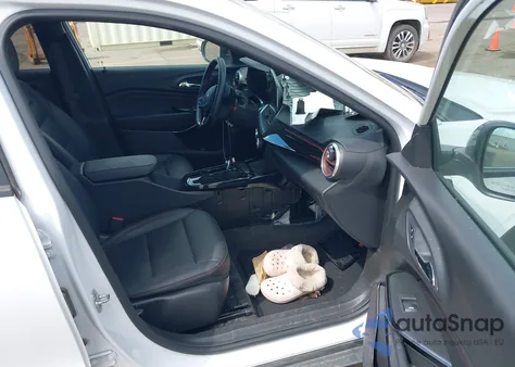 2024 Chevrolet Trax Fwd 2Rs z USA, uszkodzony, nr VIN KL77LJE2XRC225928